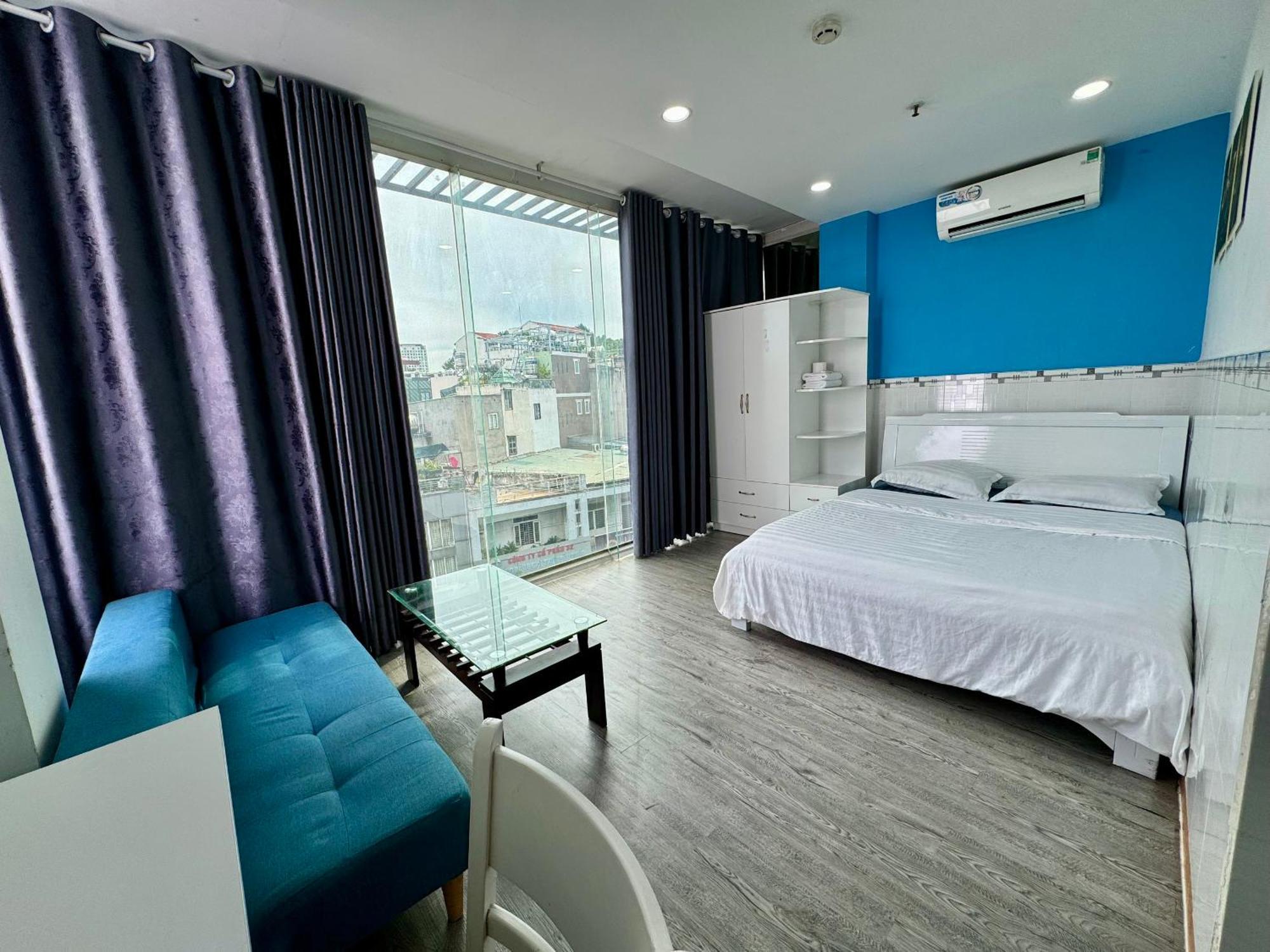 Dlux Bach Dang TP. Hồ Chí Minh